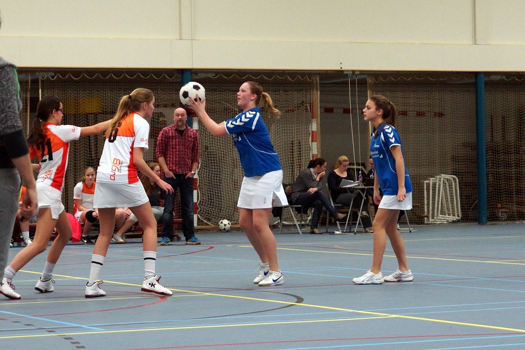 Korfbal C2  11 januari -015.jpg